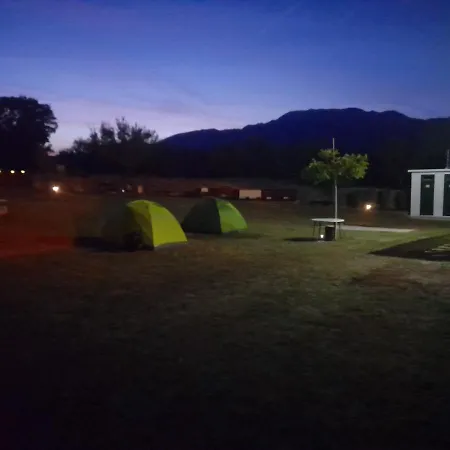 Кемпинг Dolovi Обровац