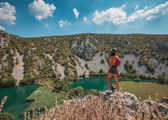 Dolovi Кемпинг