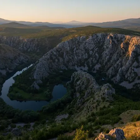 Dolovi Obrovac
