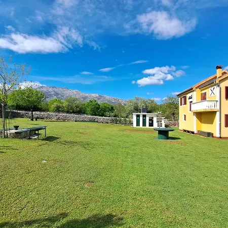 Campsite Dolovi Obrovac